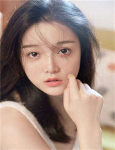 害羞的女孩